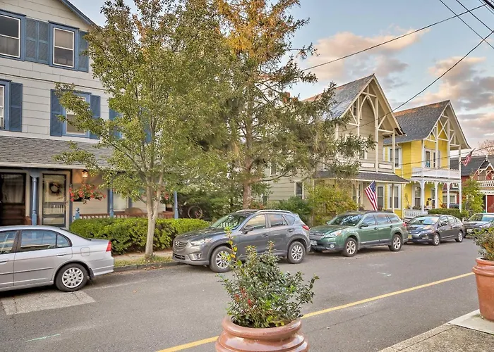 Historic Ocean Grove Home - Walk To Beach!
